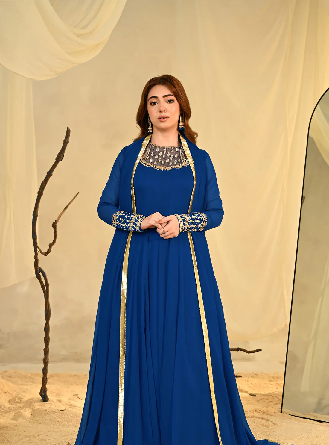 ESHAL 2-Piece Set