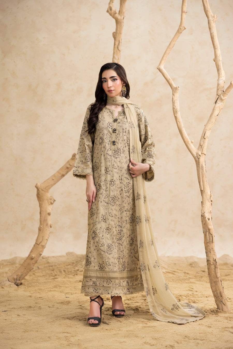 Sapphire Sand Embroidered 3-Piece Set
