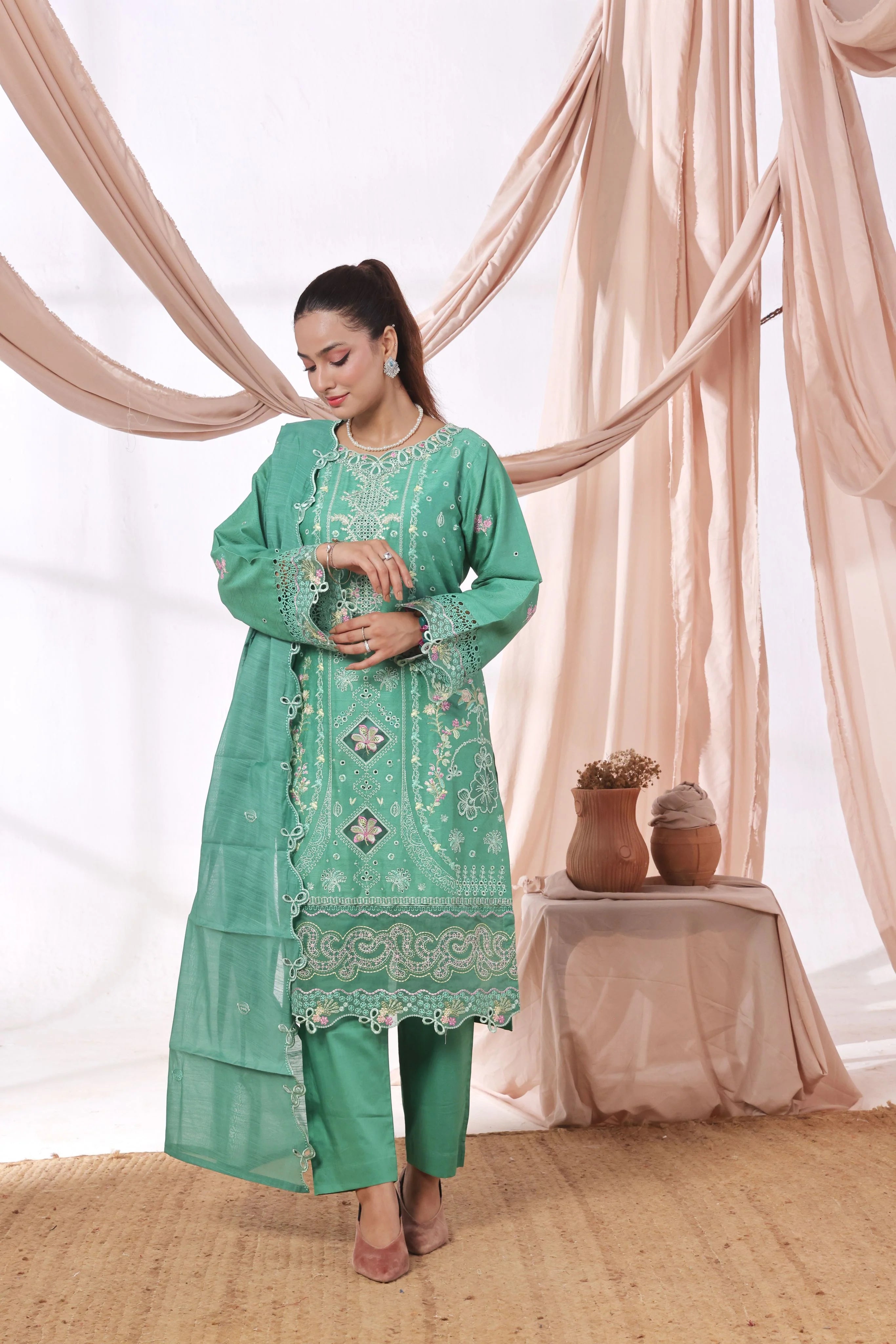 PARIZAI Lawn Pret 3 PCs