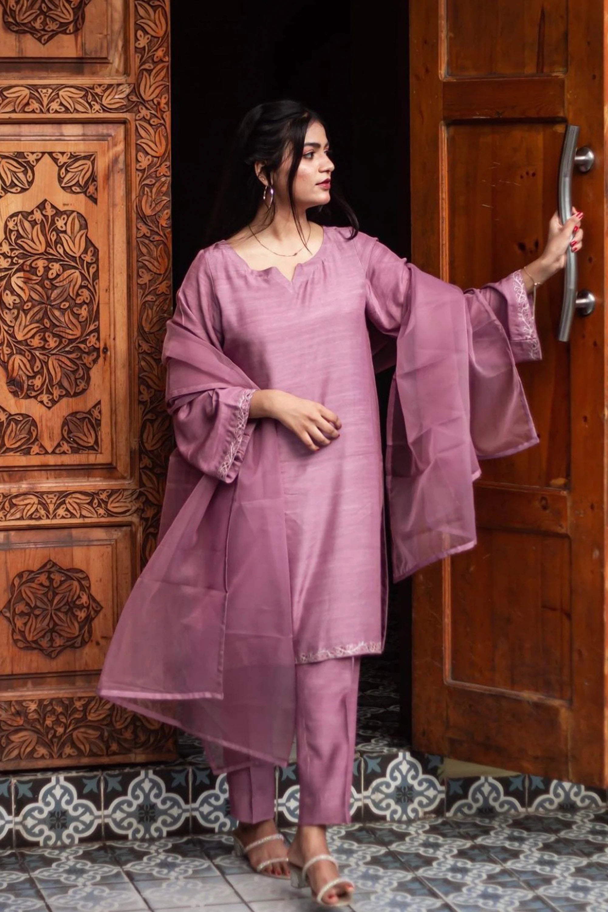 Lavender Embroidered Raw Silk Pret 3Pcs
