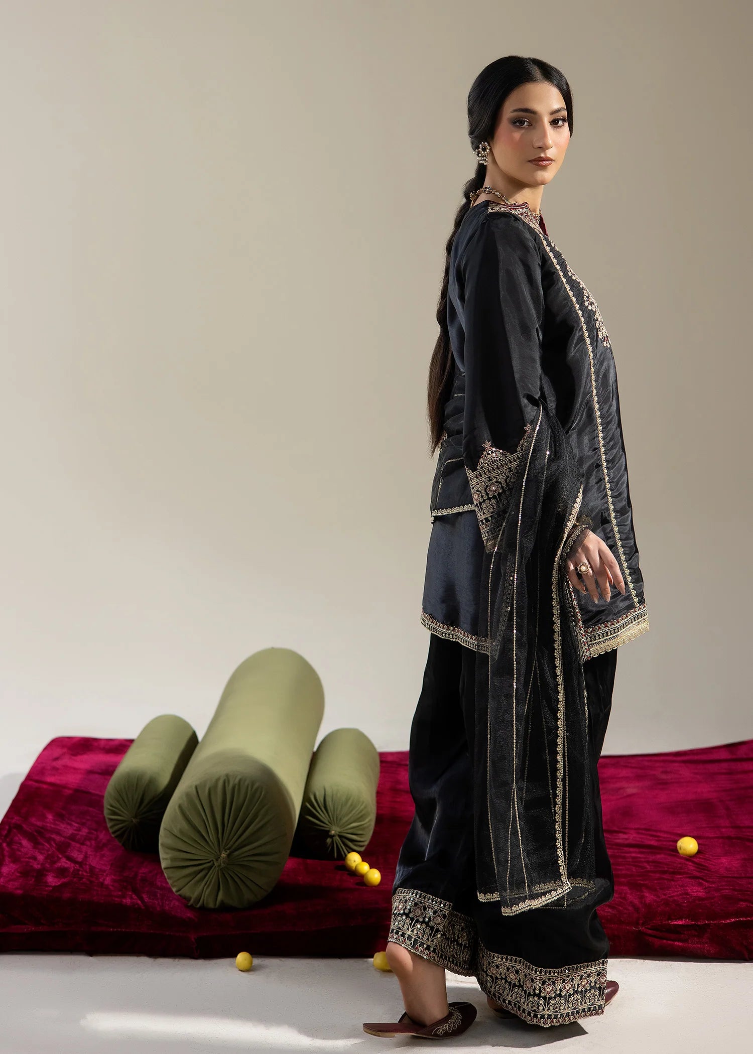 Parizad 3-Piece Set
