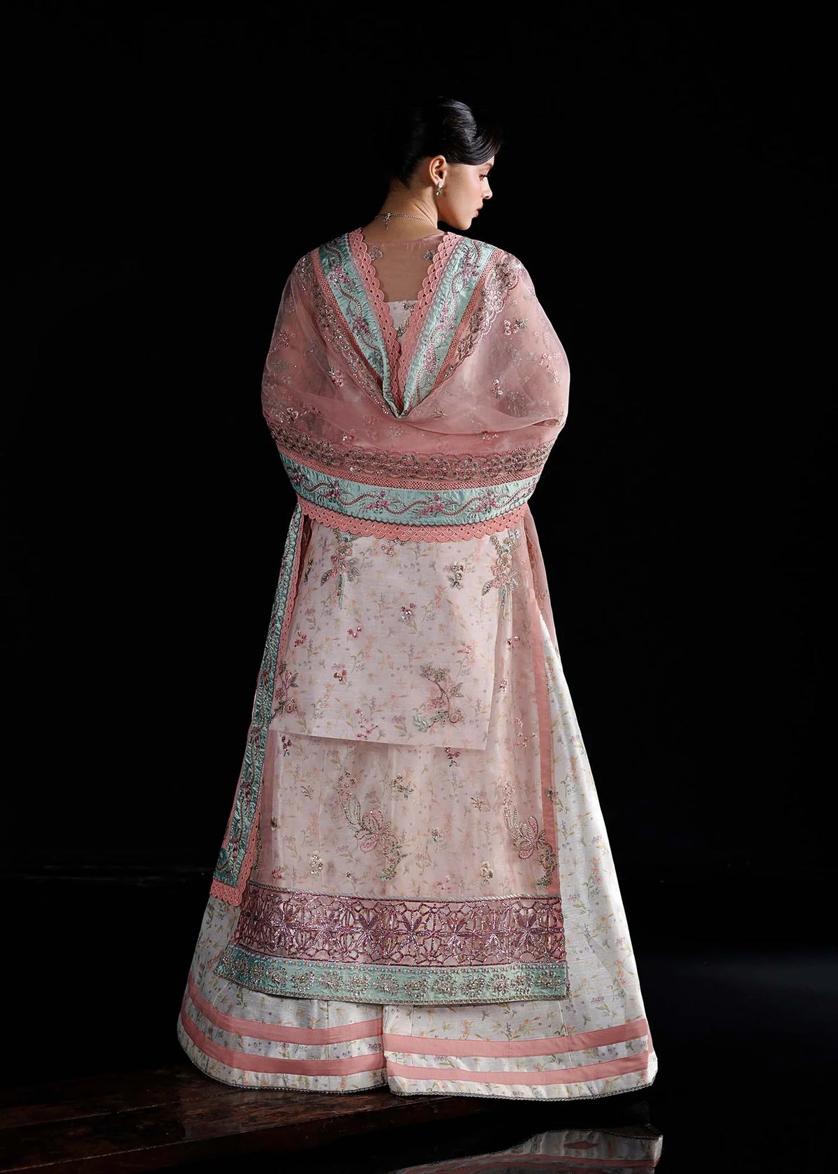 Mehmal 4-Piece Set
