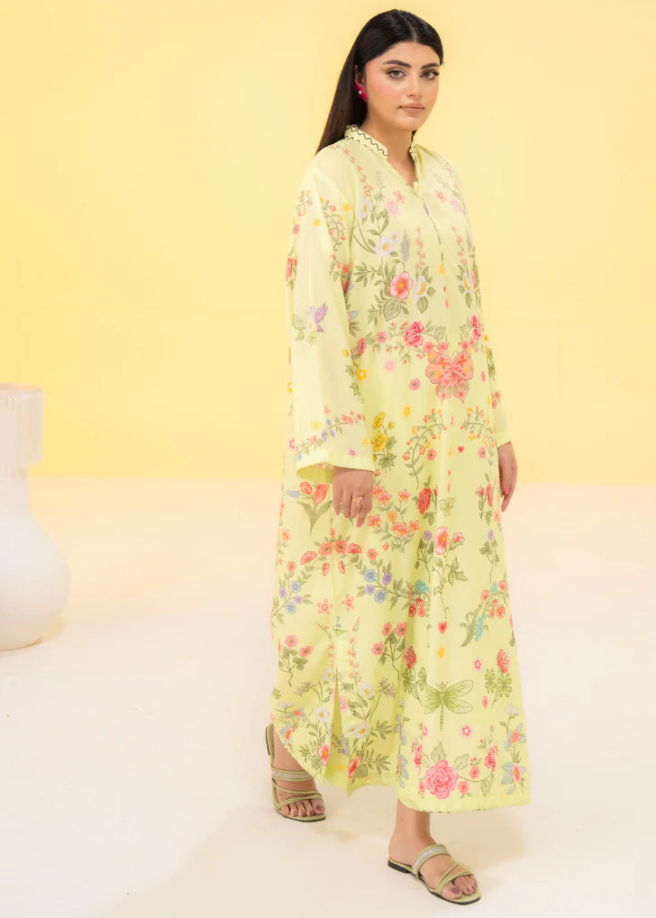 model posing in yellow one piece dress by buraqstore trendy look