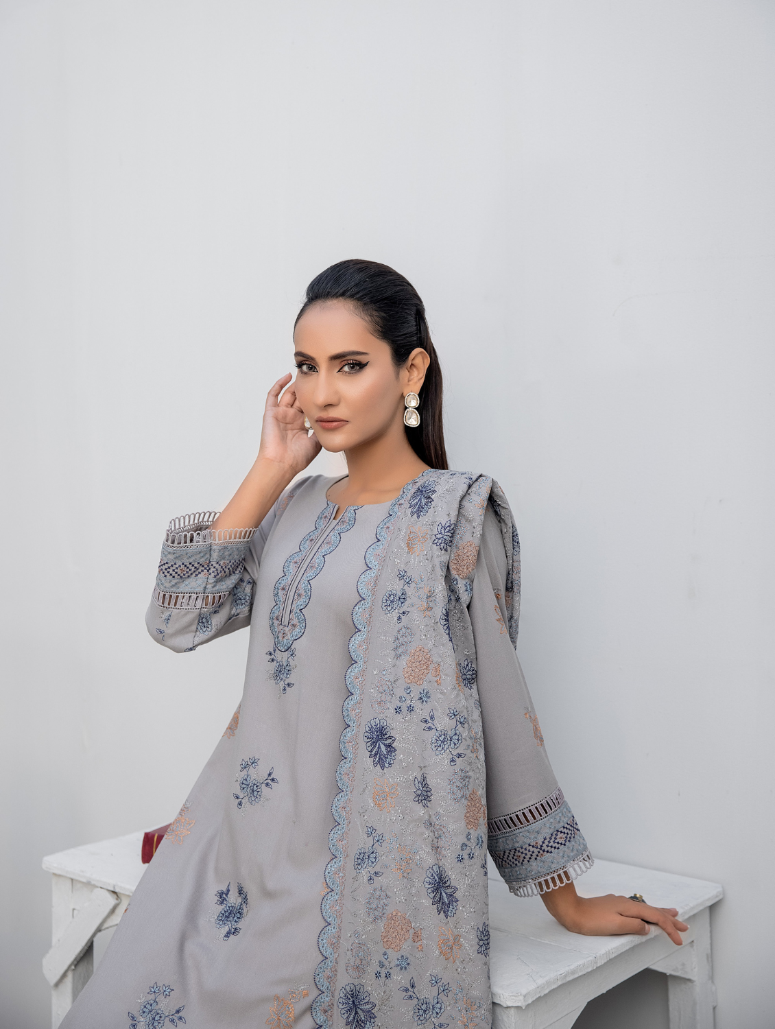 Embroidered Dhanak Unstitched 3Pcs