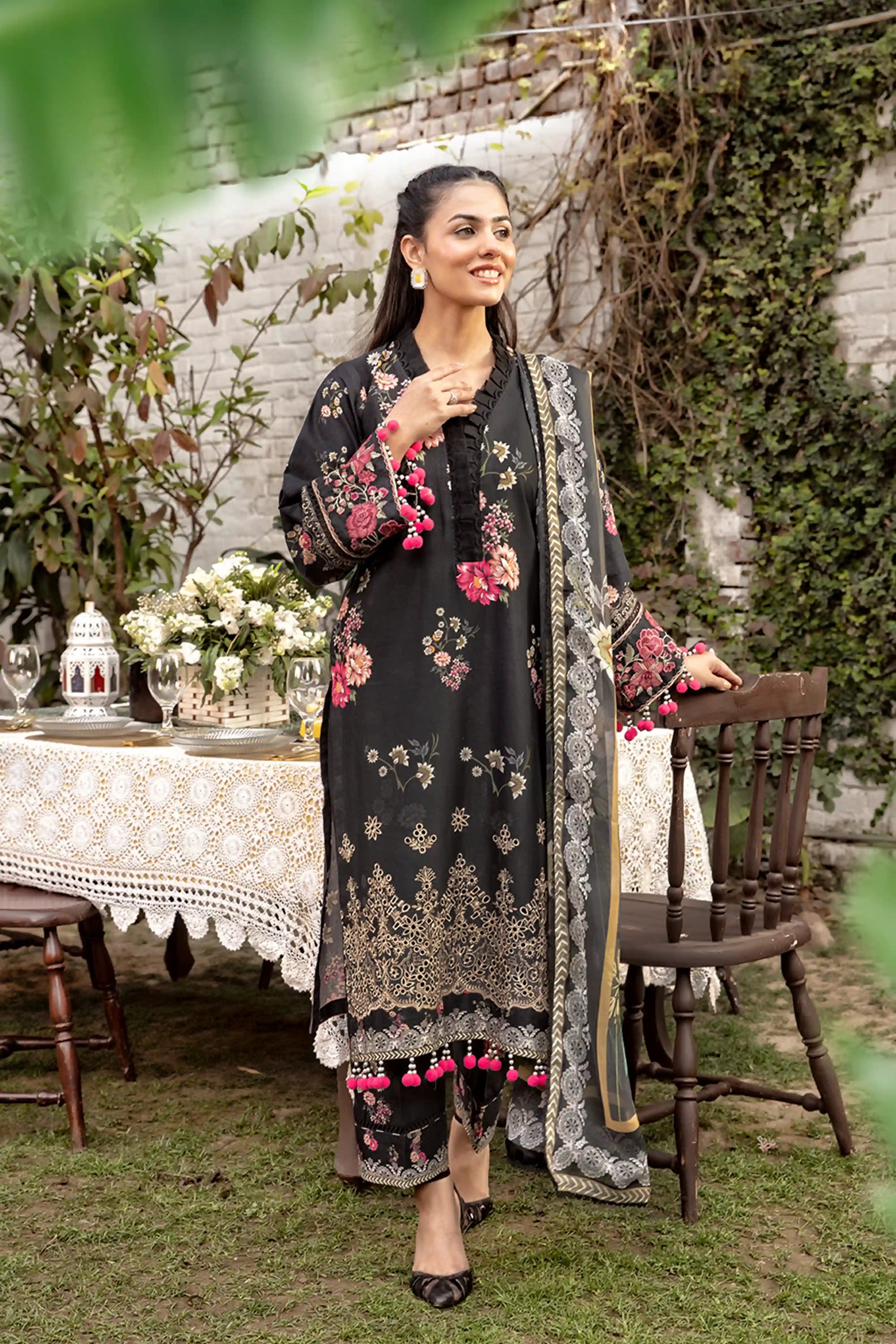Naqsh Embroidered Chikankari Lawn 3Pcs