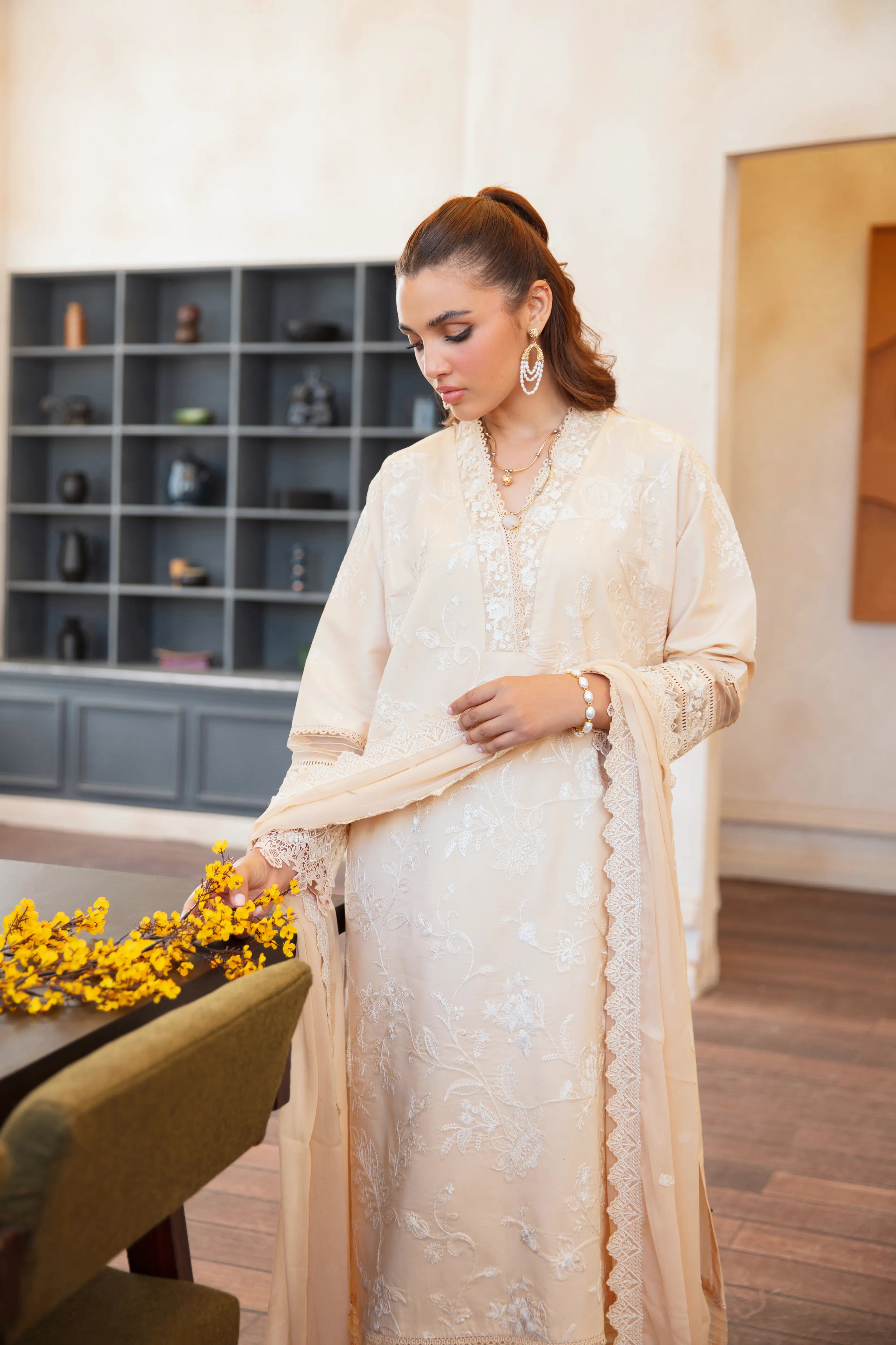 SH07 Ivory Embroidered Lawn 3Pcs