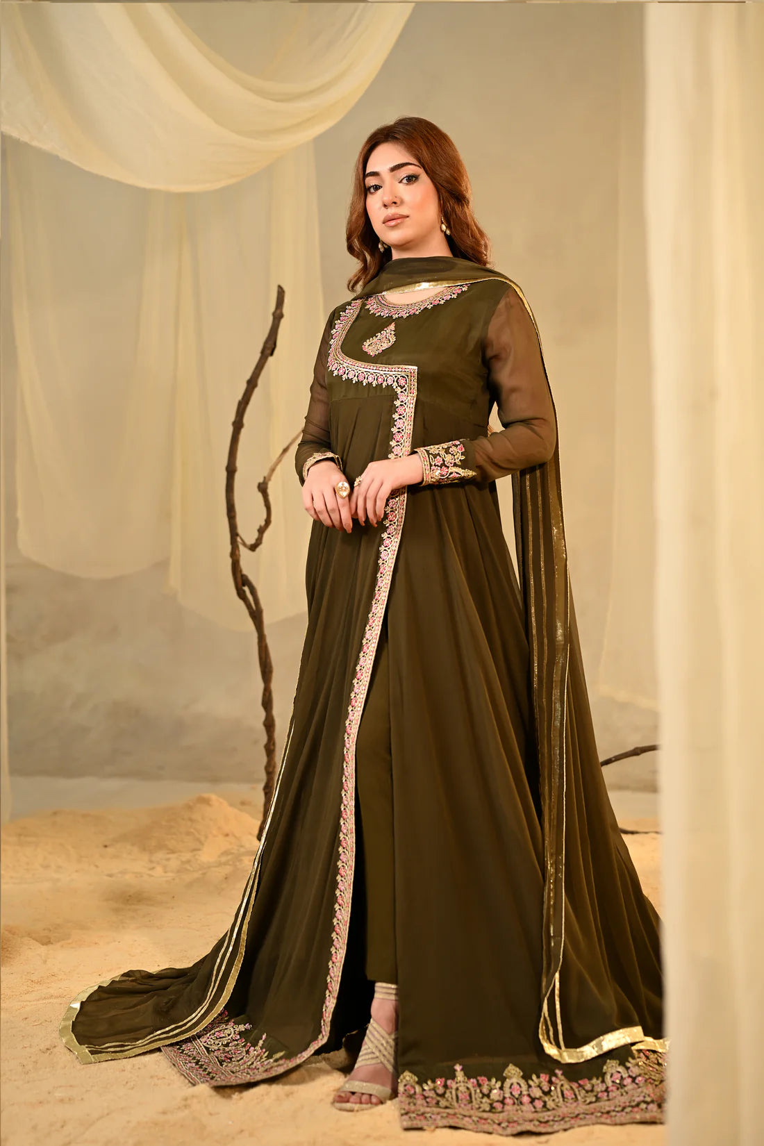 ZOHRISH 2-Piece Set