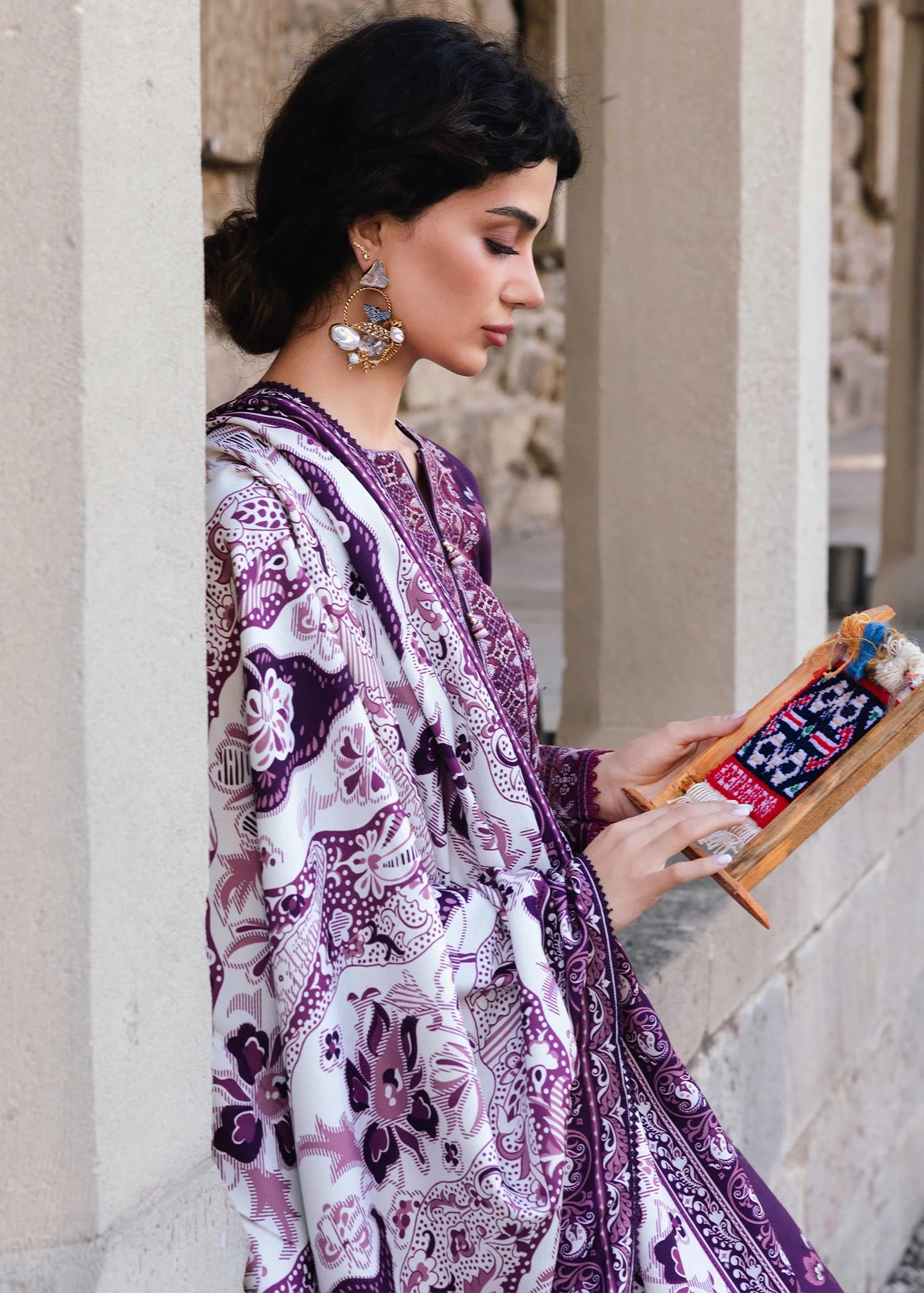 Amora Plain Khaddar Dress Design 3 Pcs