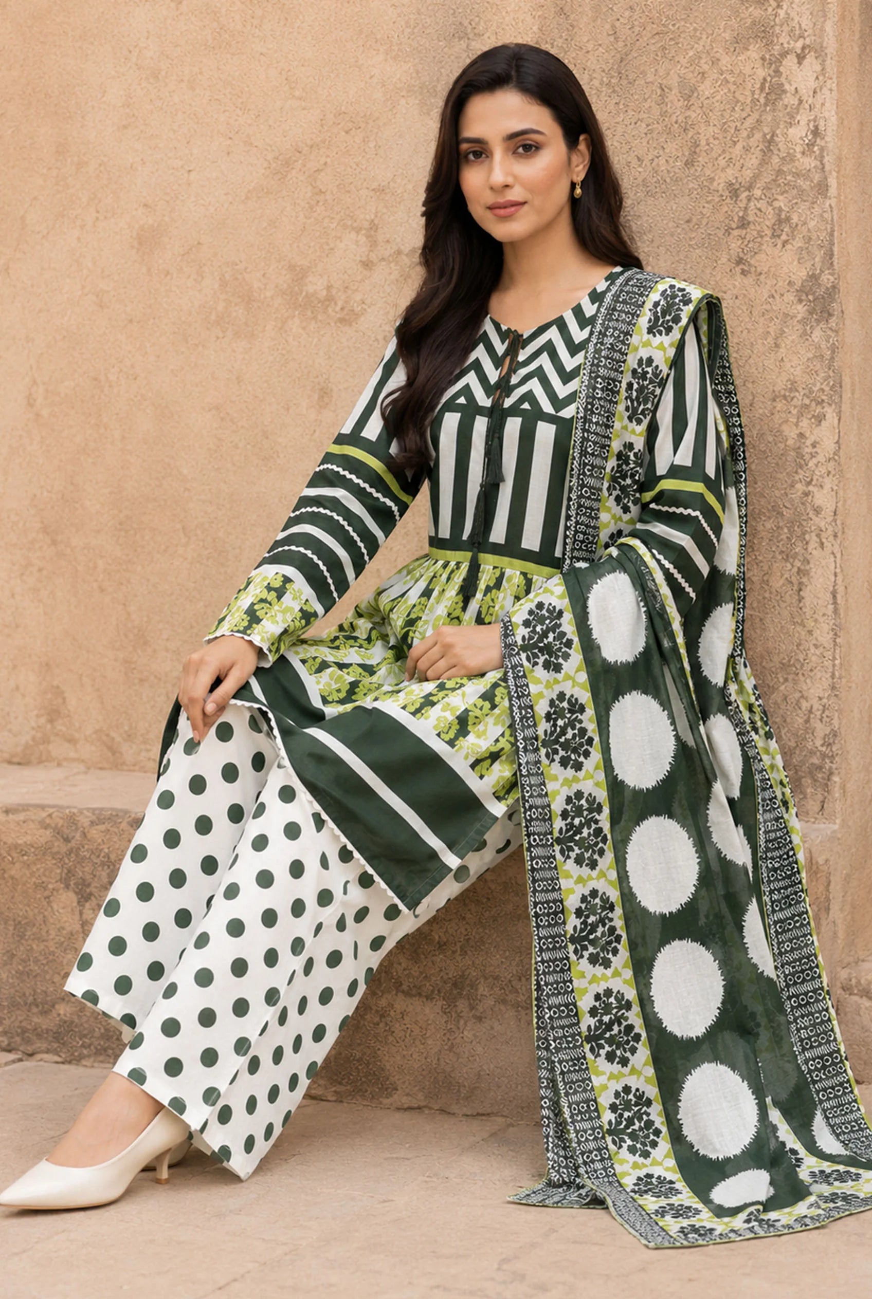 Azaadi A-15 3 - Piece Set