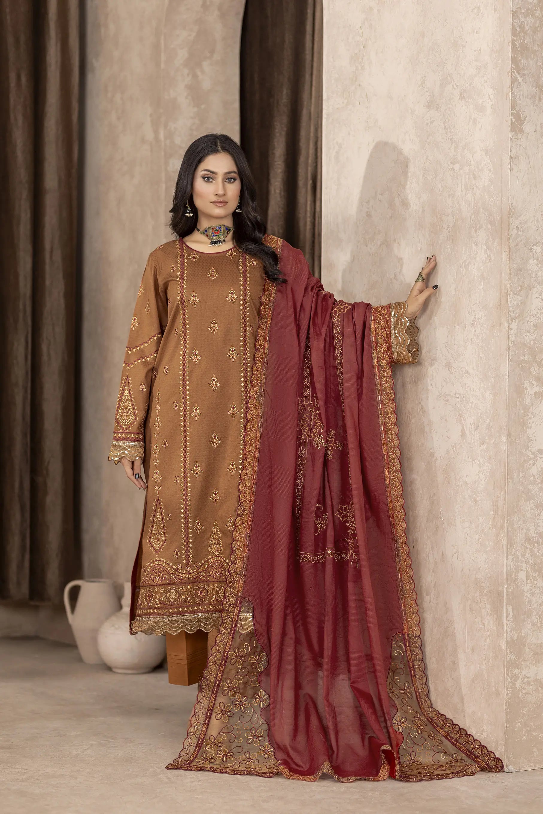 Qalb D-39 : Unstitched Embroidered Lawn 3PCs
