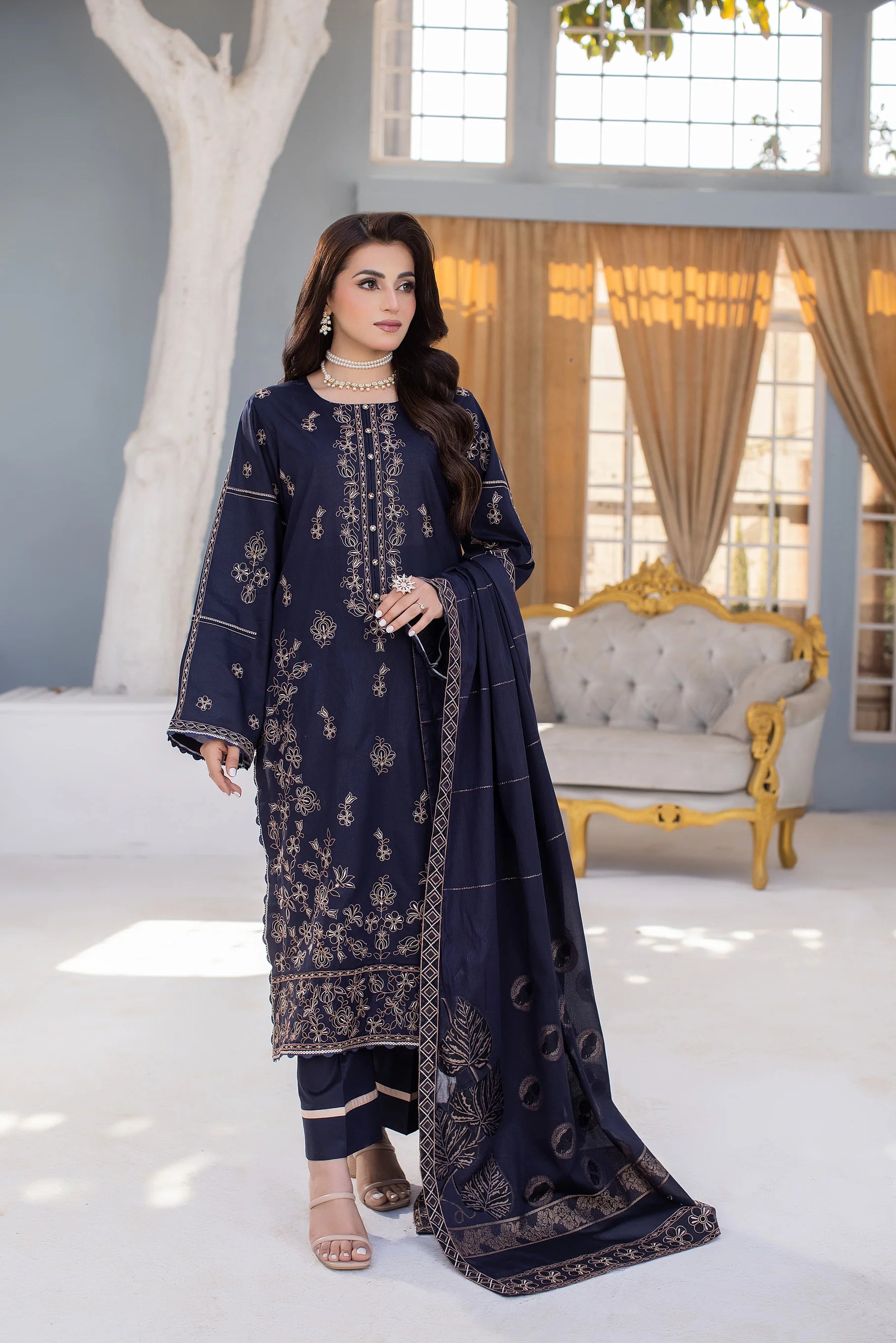 DK-46 Unstitched Embroidered Lawn 3 PCs
