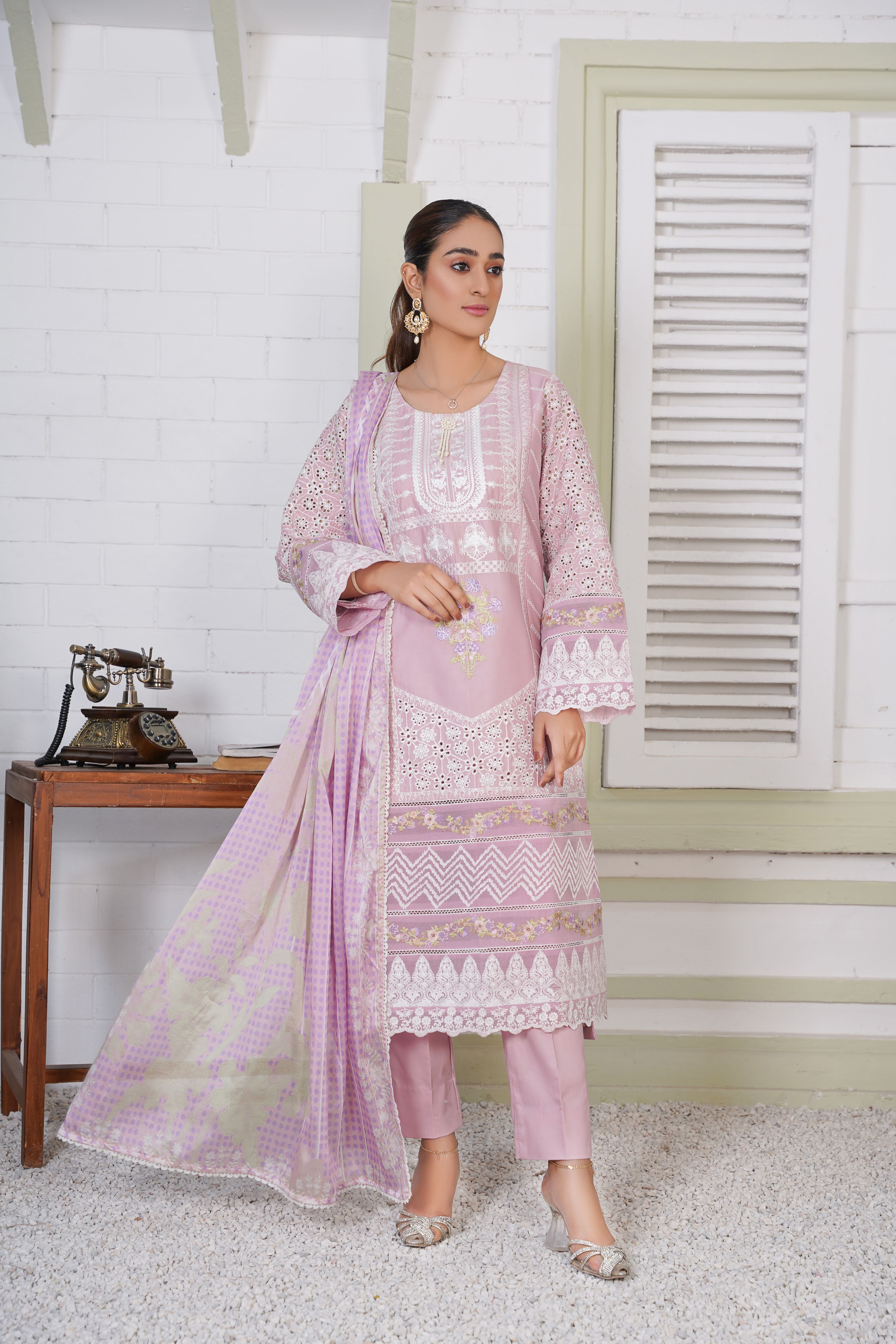 Embroidered Chikankari Pret 3PCs