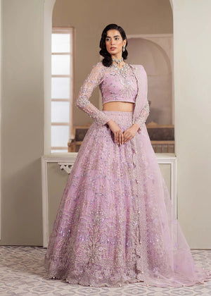 Pakistani lehenga design for mehndi events by Buraqstore