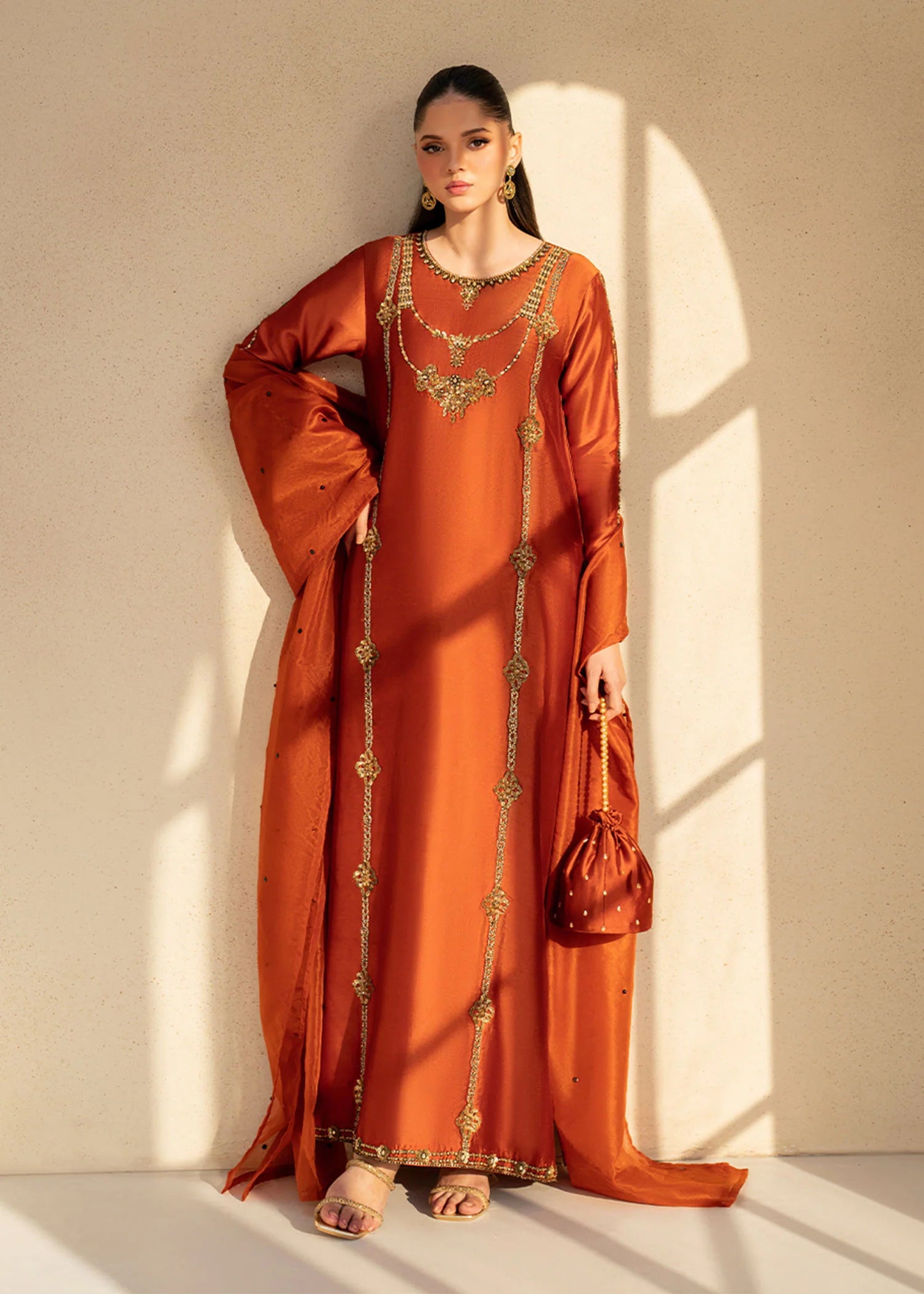 Camilla Embroidered Tissue Silk Pret 2Pcs