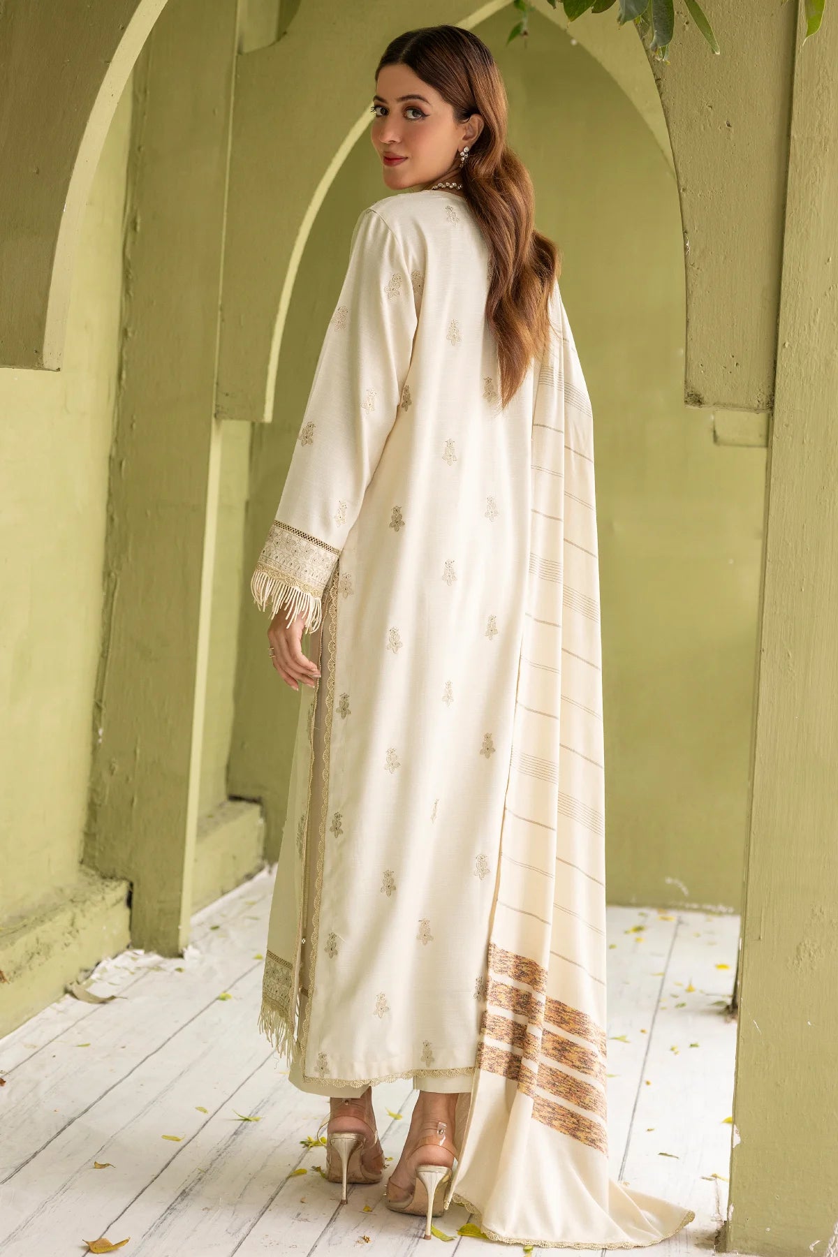 woman posing in white dress design embroidered suit buraqstore fashion