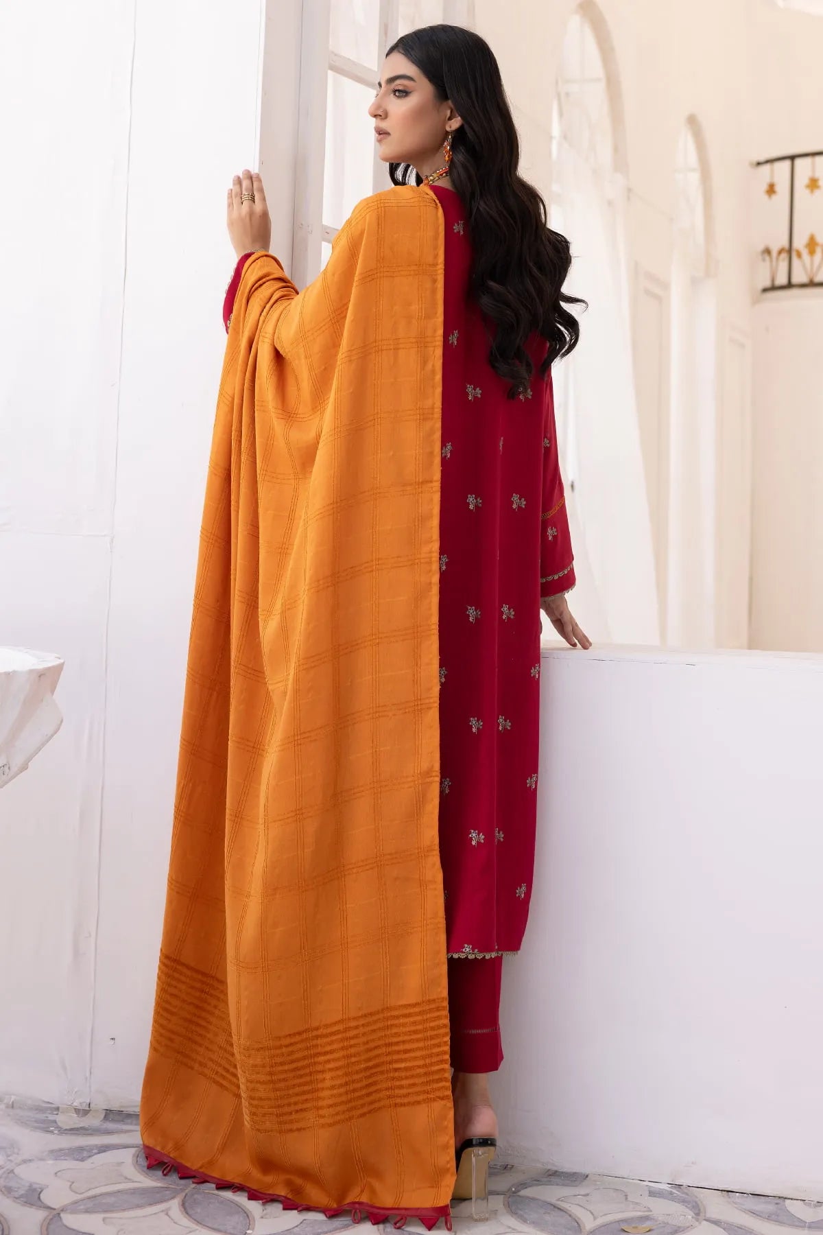 Buraqstore girl posing in warm red colour dress dhanak with traditional look