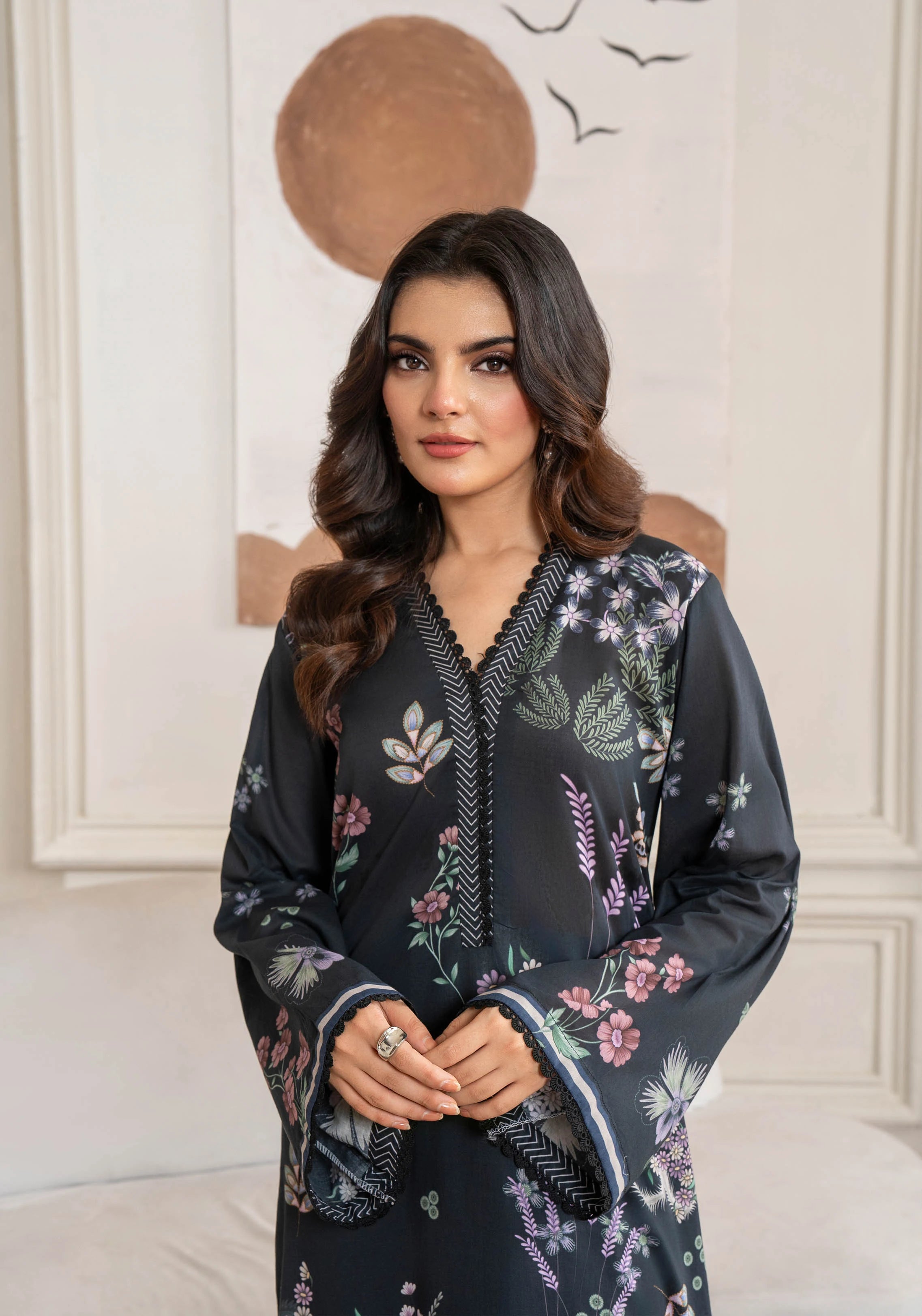 Elanora Unstitched Lawn 3 Piece – Elegant Summer Wear