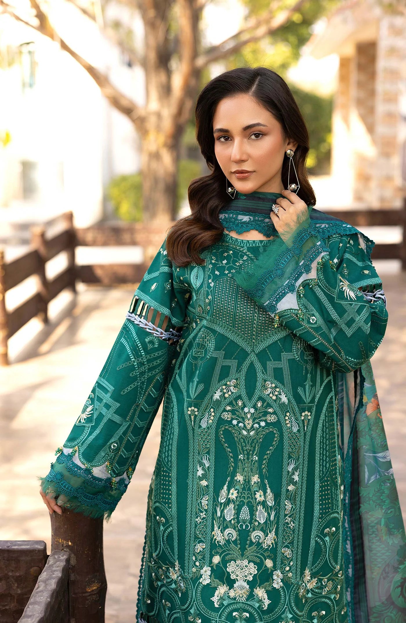 Emerald Veil Unstitched Embroidered Lawn – 3Pc Set
