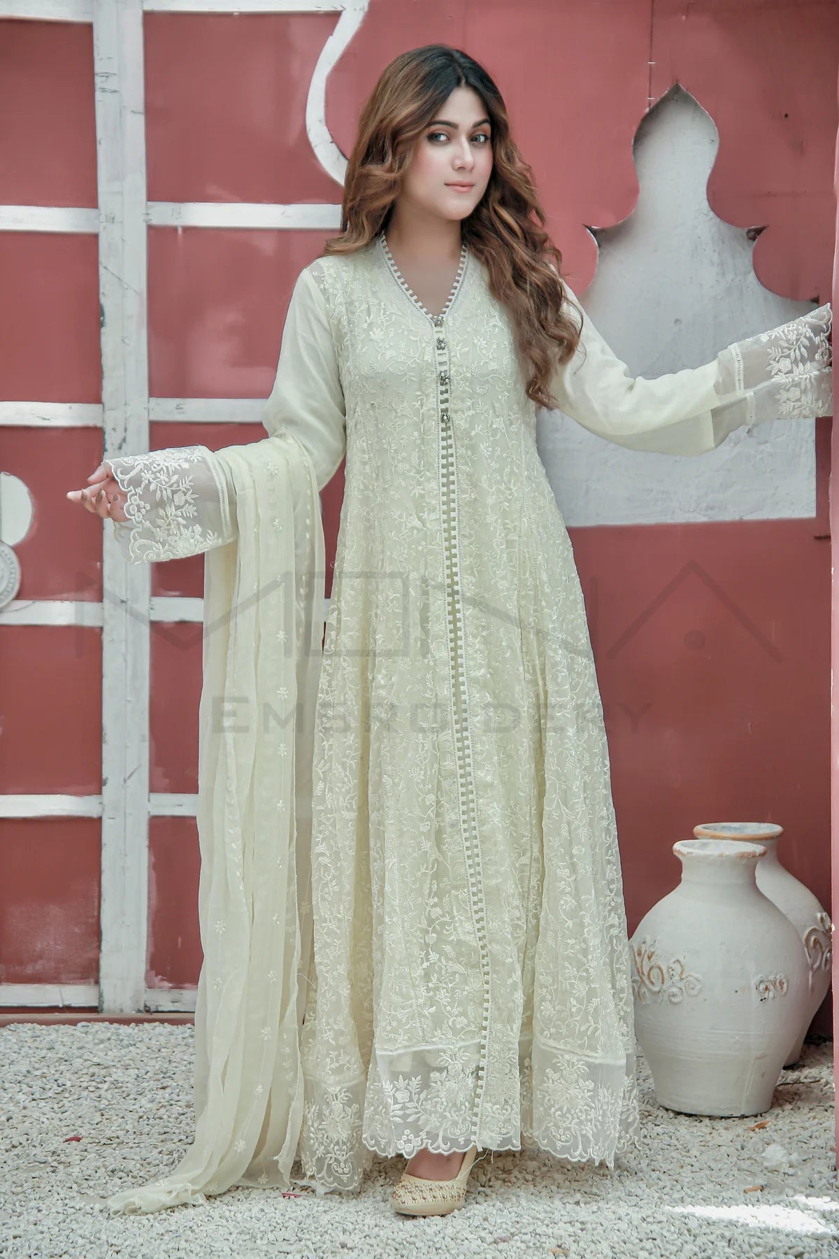 WHITE DRESS 113