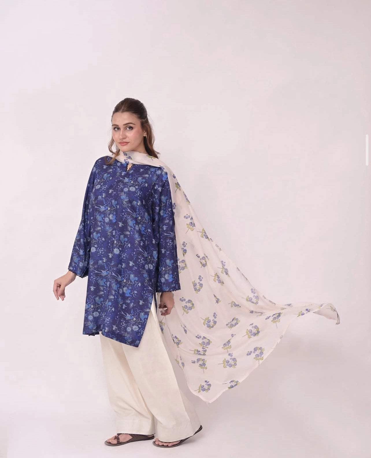 Blueberry Mist Lawn Pret 3 PCs