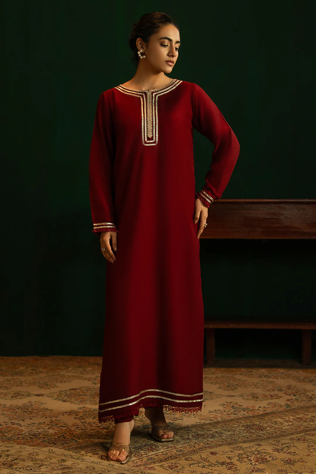 FireBrick Silk Pret 2 PCs