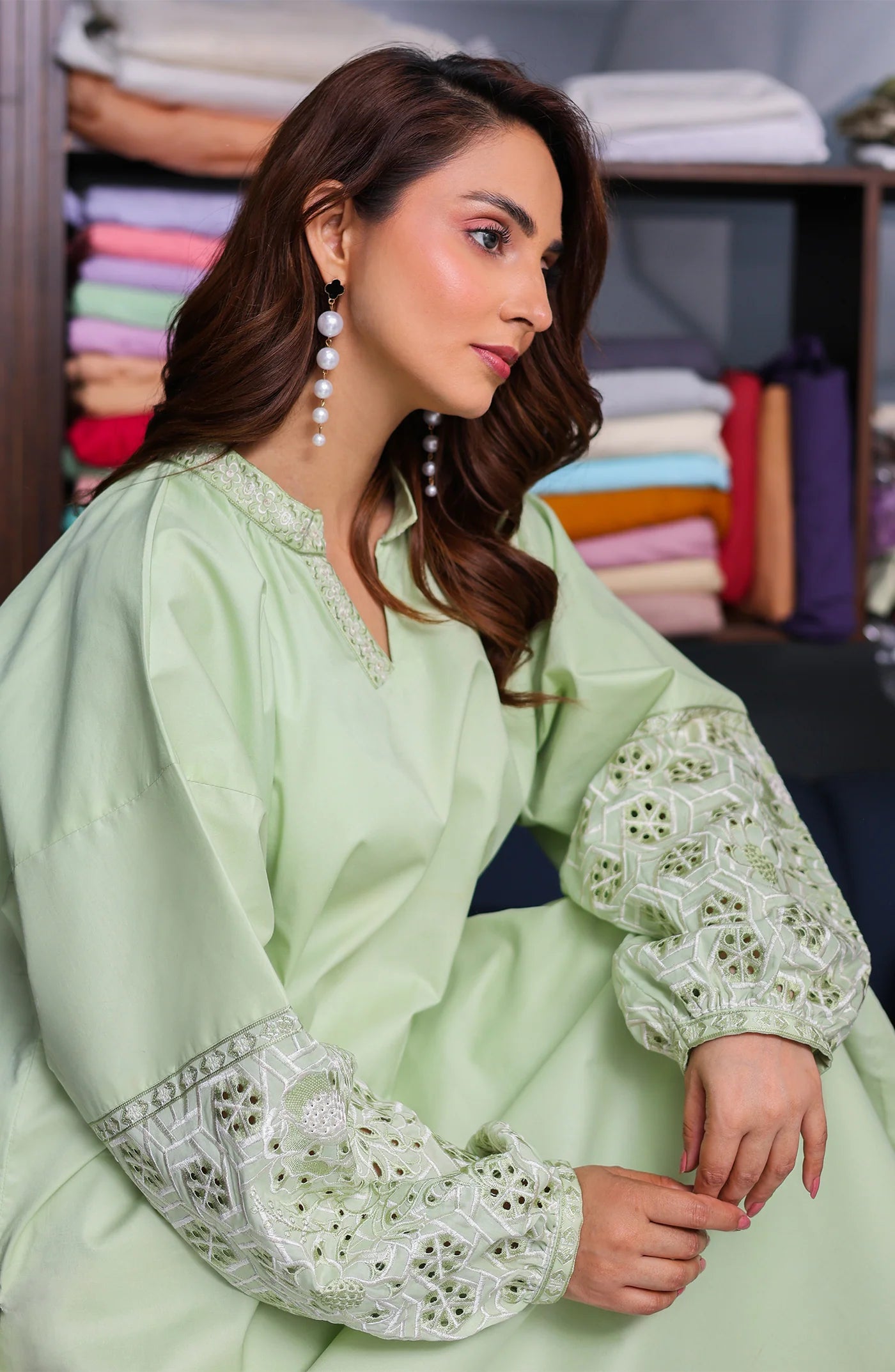 girl posing in mint green dress by buraqstore summer look