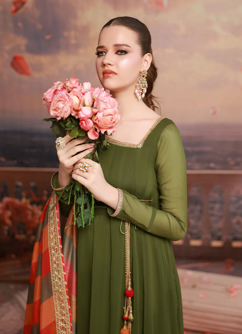 Female model showcasing Olive Muse chiffon pret Buraqstore, elegant ladies outfit