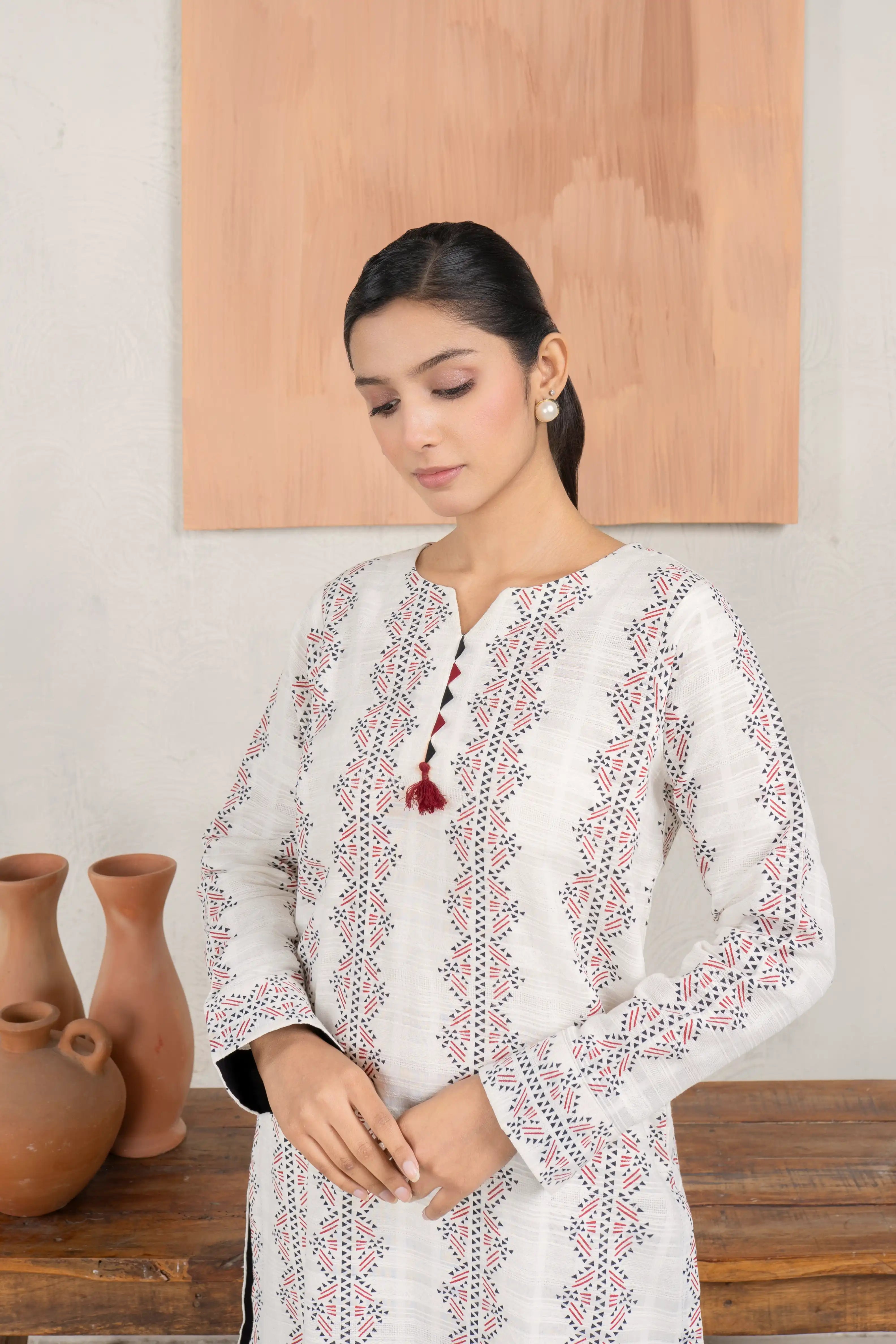 Resolve Khaddar Suit Pret 2 Pcs