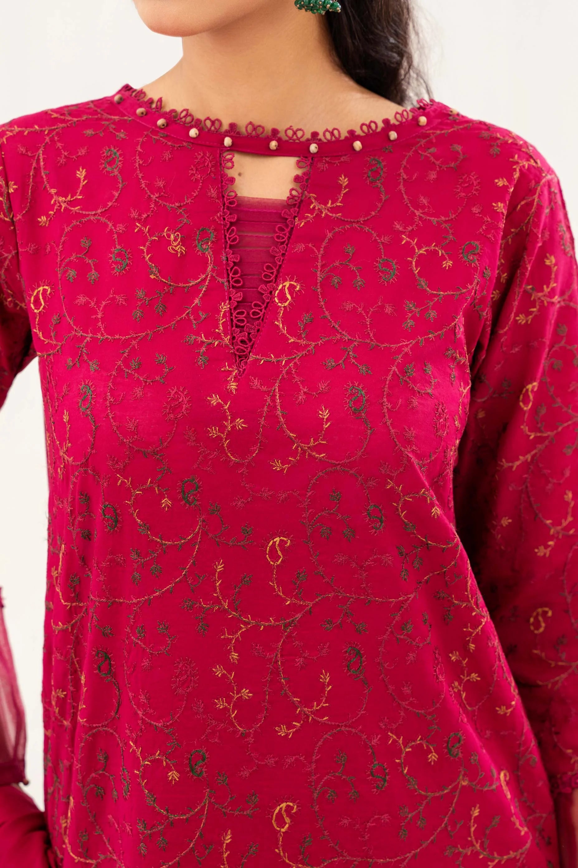 Rosy Elegance Lawn Collection 2024 – 3Pc Printed Suit