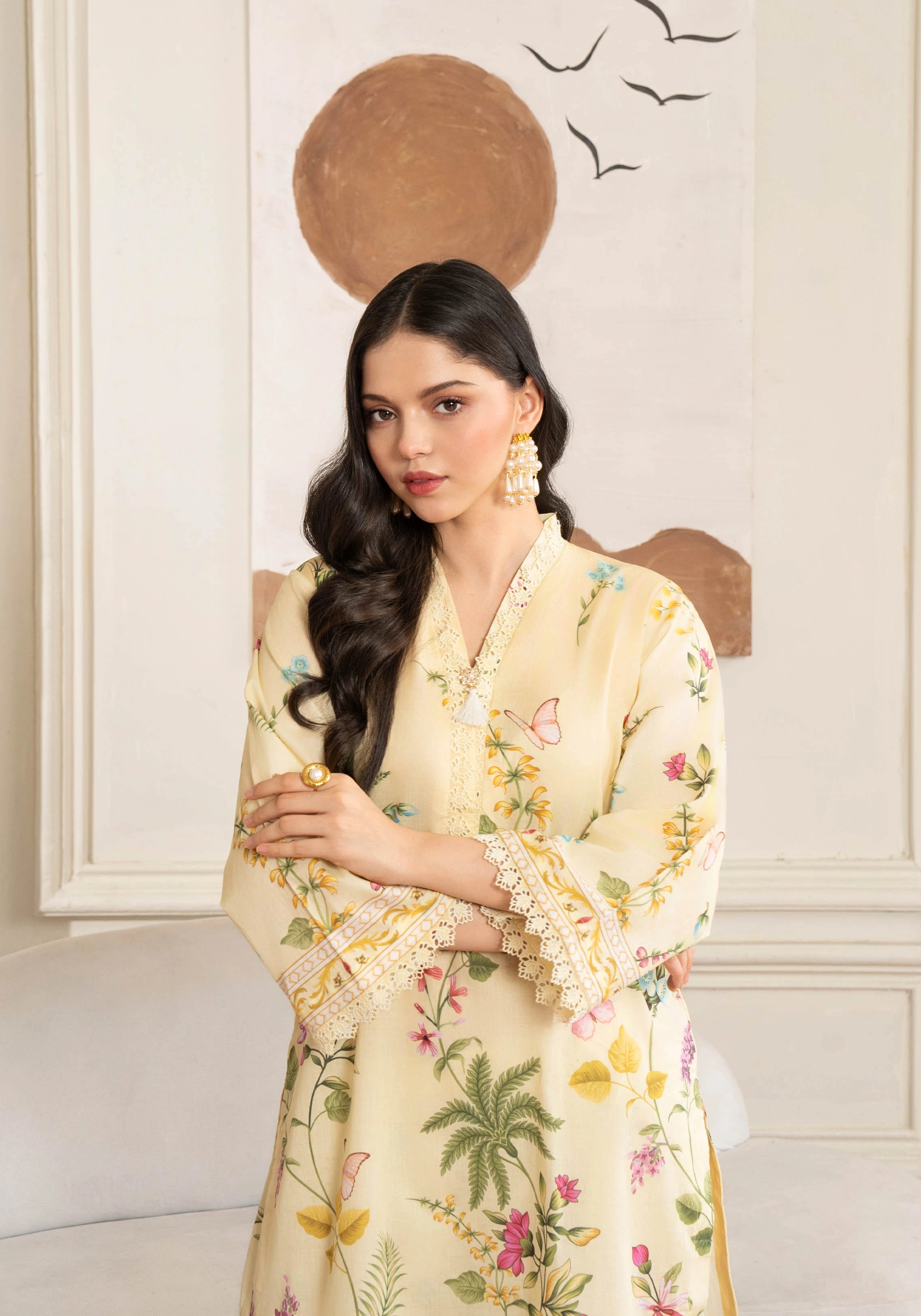 girl posing in mustard yellow dress by buraqstore trendy look