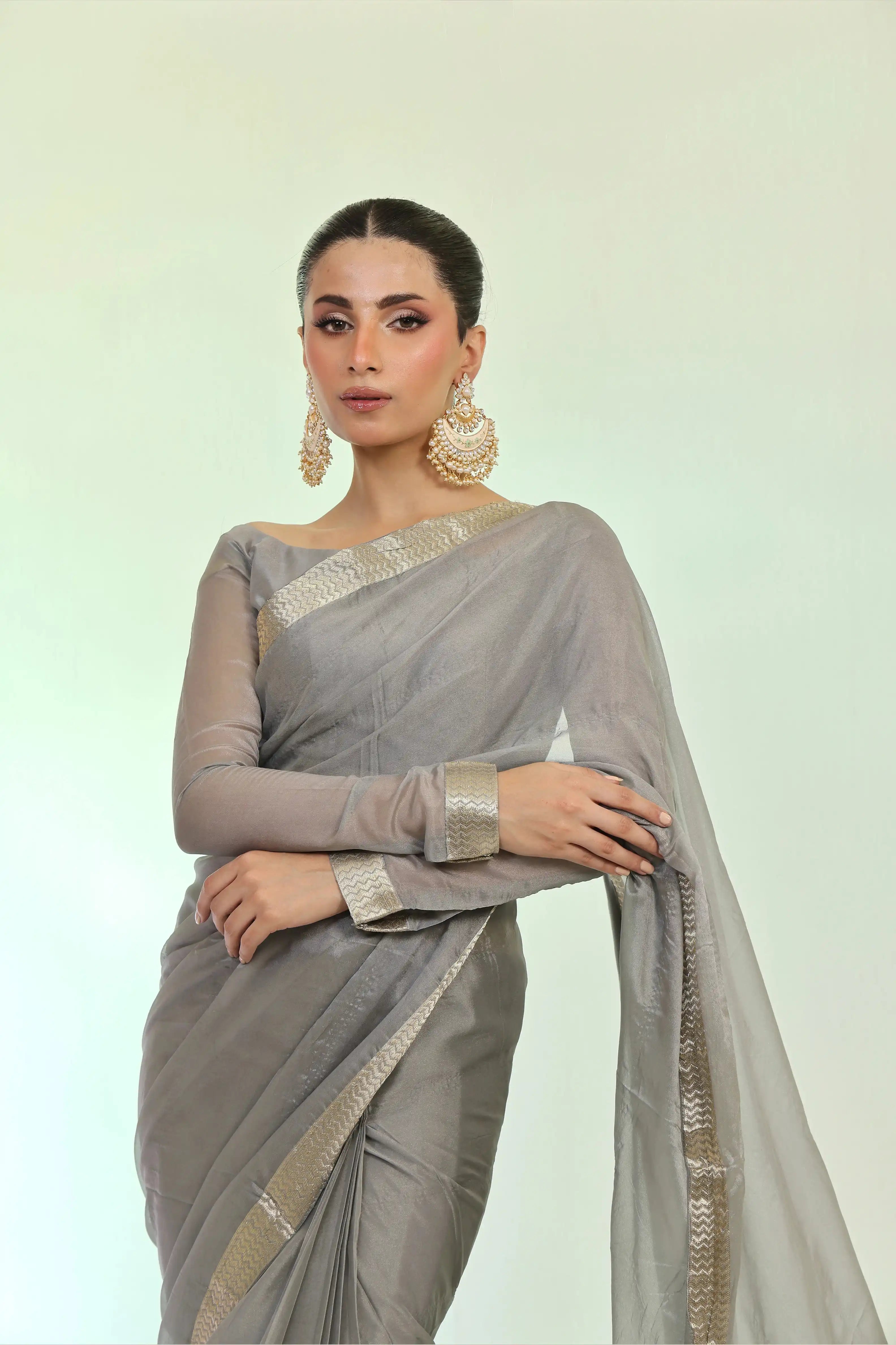Silver Banarsi – Traditional Saree 3Pc