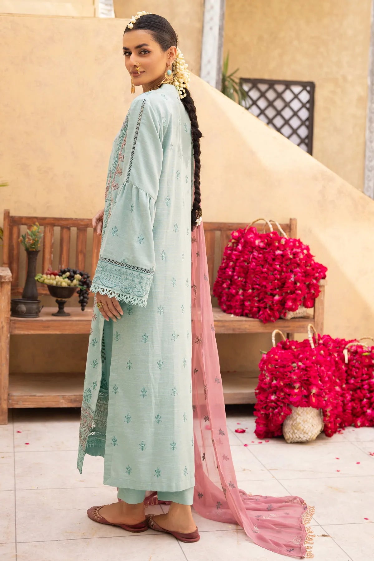 TA Karandi Suit Design Unstitched 3 Pcs