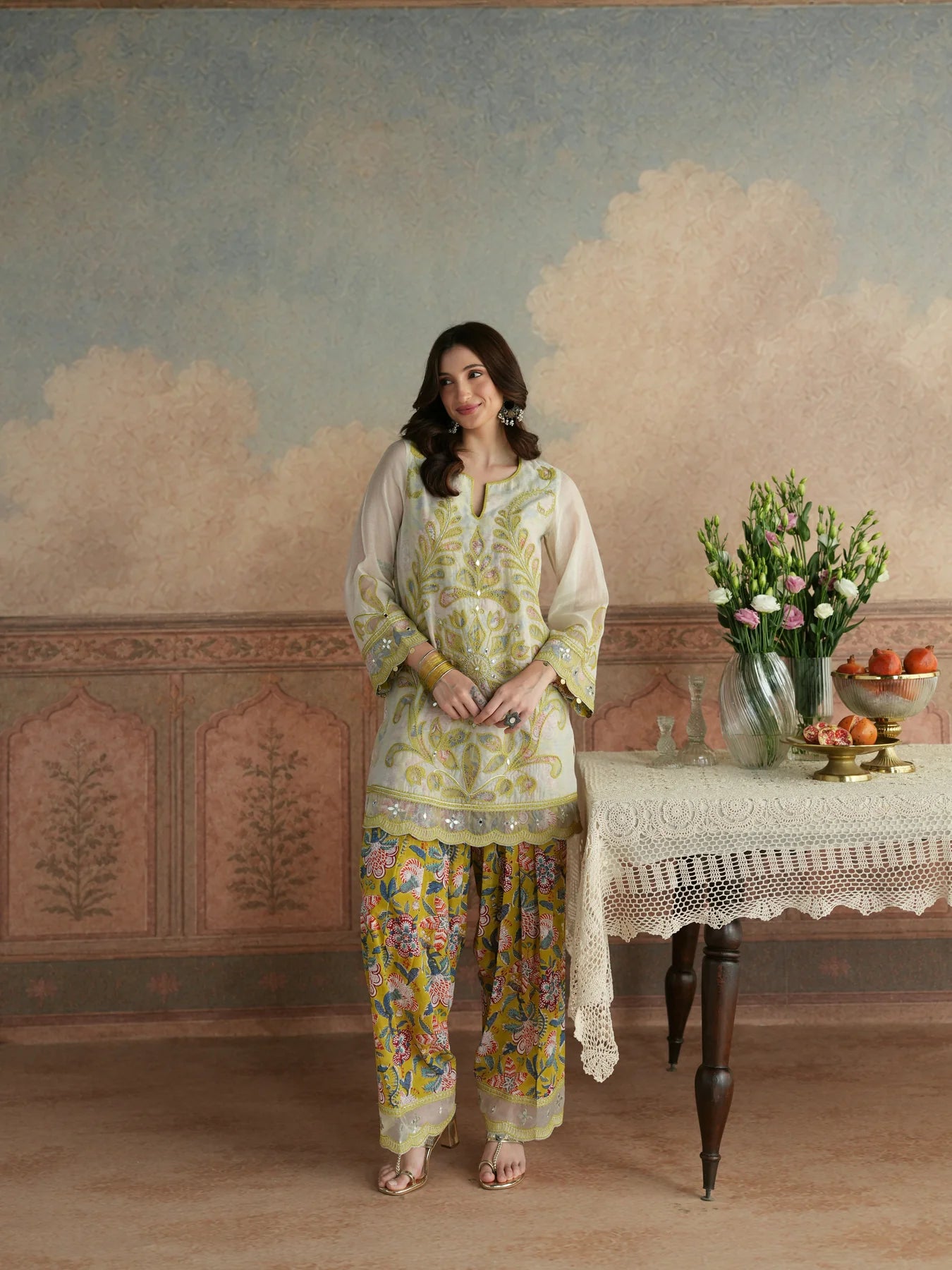 Noor Mahal 3-Piece Set