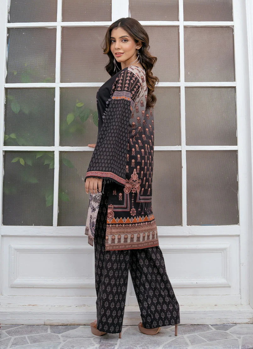 Women wearing black dress design, close-up of the print on the lawn shirt, Buraqstore