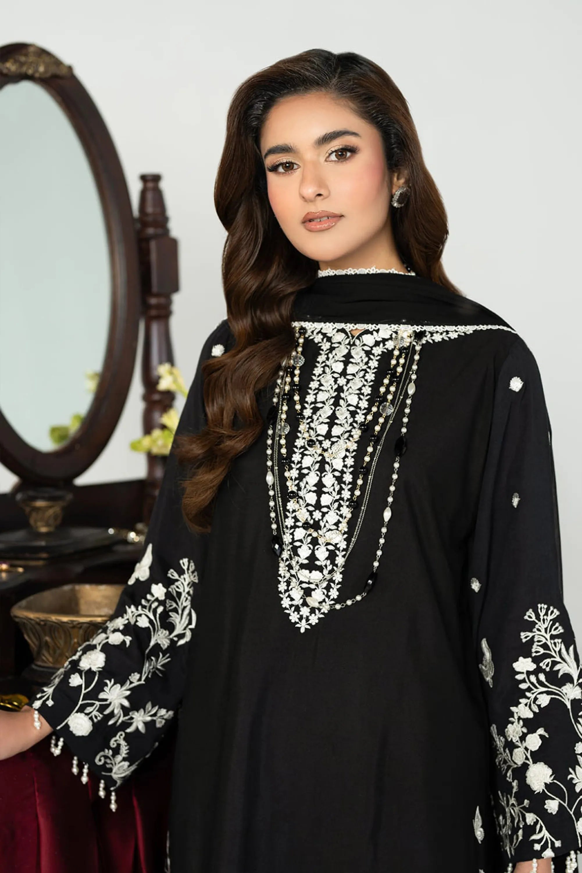 SF - 333 | Dark Crimsom