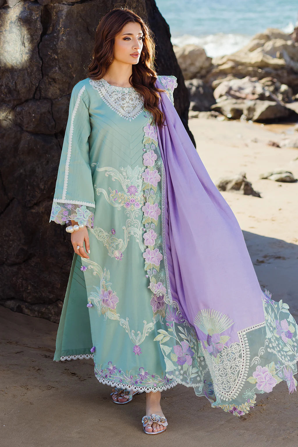 PEARL EMBROIDERED LAWN 3 PCs