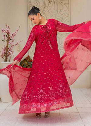 Model wearing pink colour dress, side view showing the flow of the chiffon 3-piece set, Buraqstore