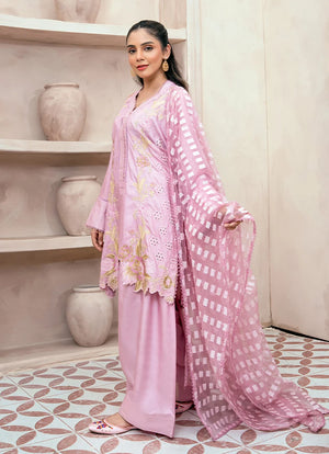 Women wearing pink dress design, close-up of the embroidery on the raw silk shirt, Buraqstore