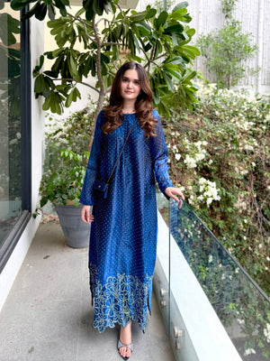 Minimal kaftan dress Pakistan online simple kaftan dresses Pakistan BuraqStore