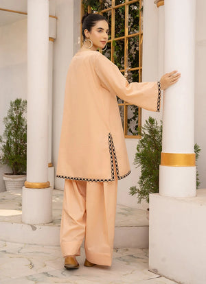 Model wearing co ord set design, side view showing the fit of the cotton 2-piece set, Buraqstore
