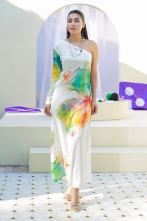 model showcasing simple white dress shirt look buraqstore