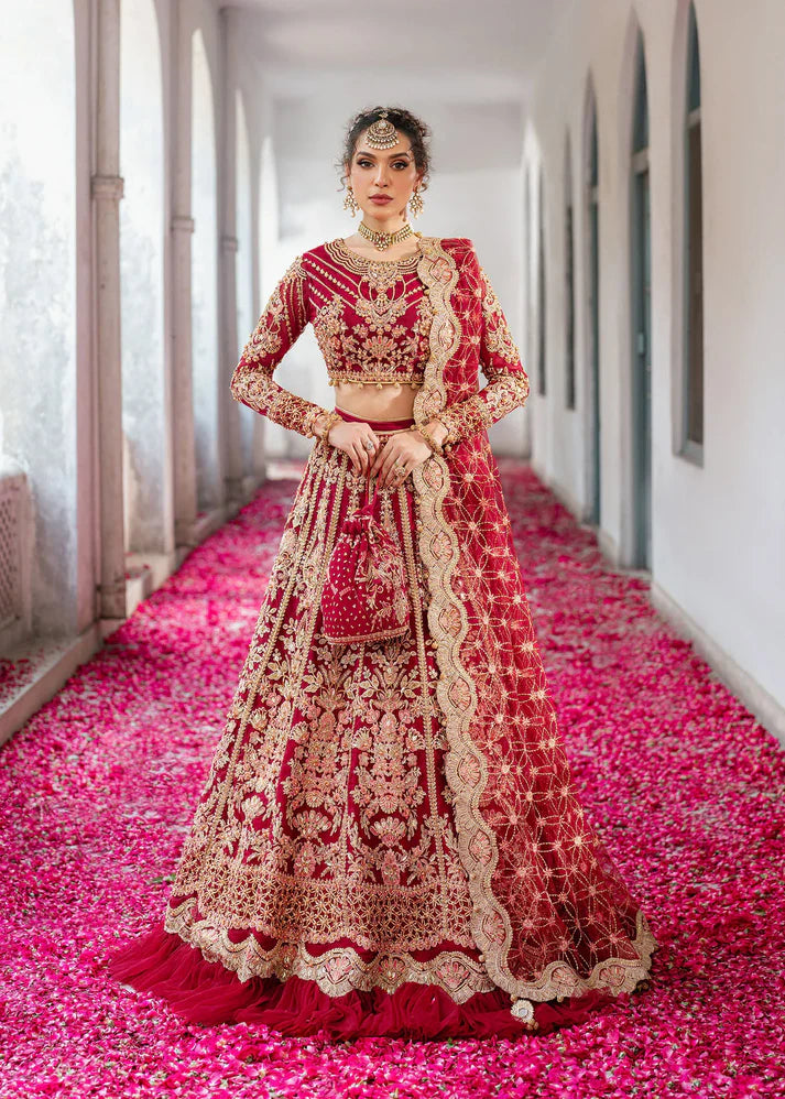 Explore Stunning Pakistani Bridal Lehenga Designs Online