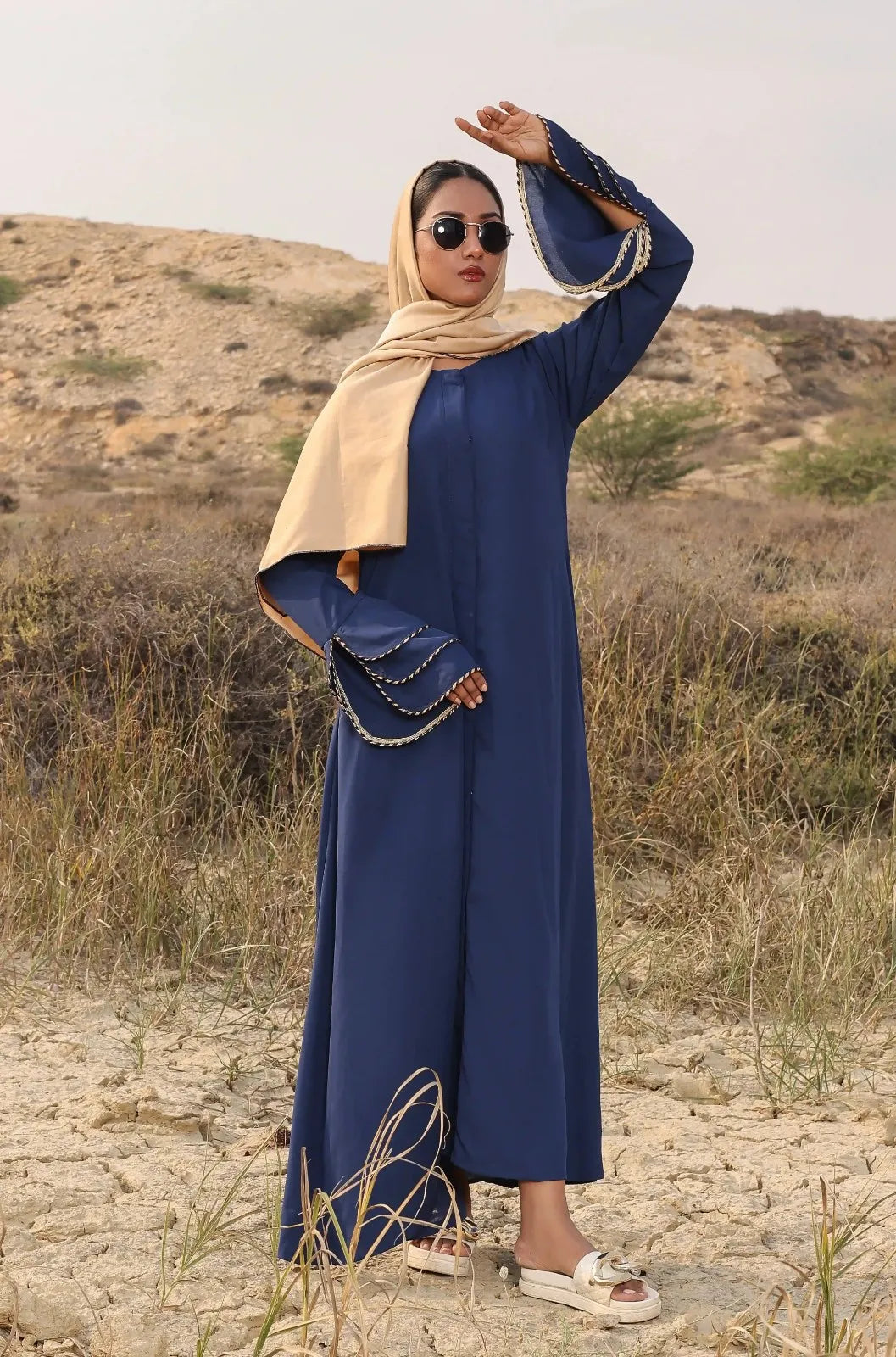 DROWSY BLUE ABAYA PRET 2 PCs