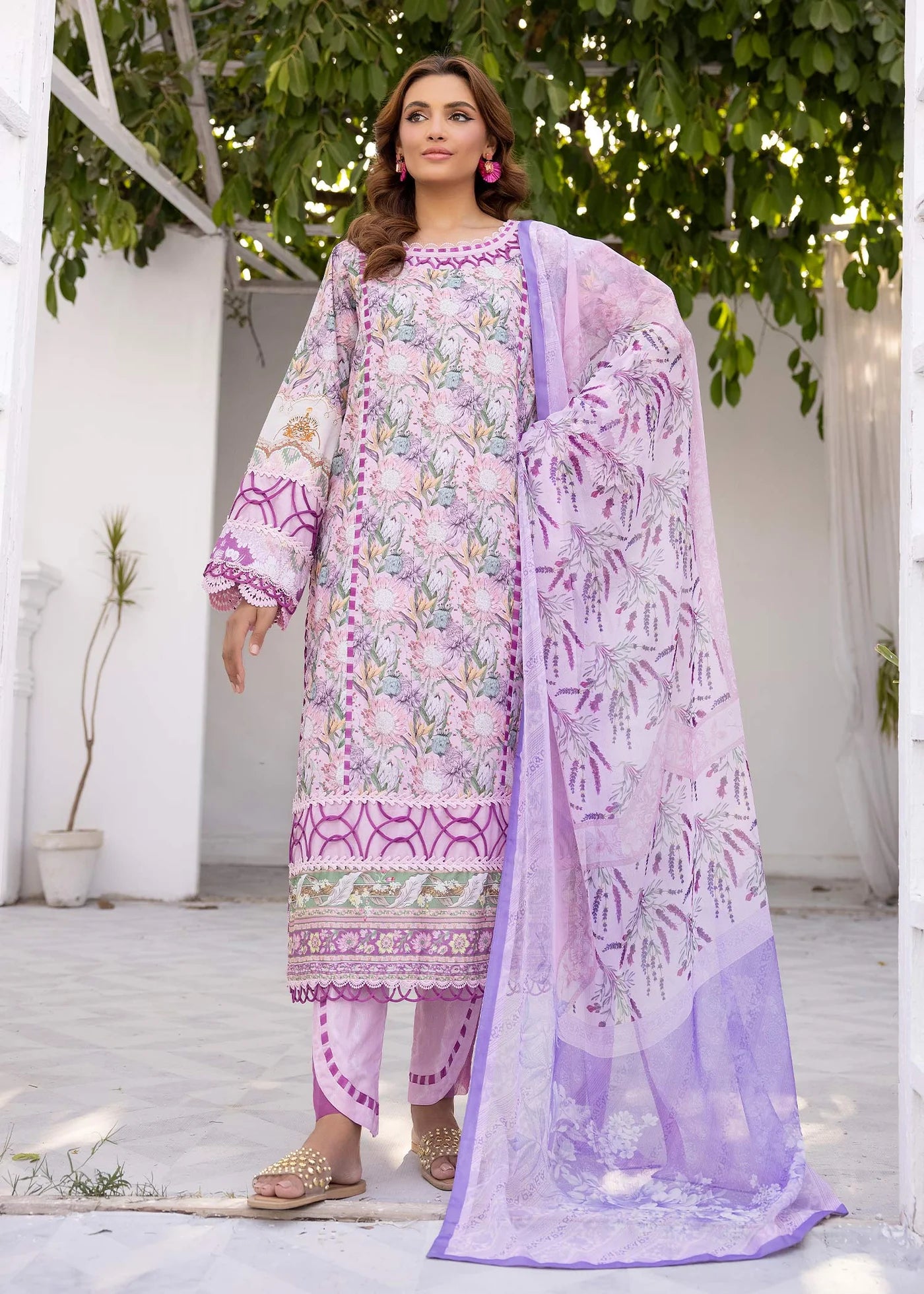 Floral Fantasy Lawn Unstitched 3 PCs