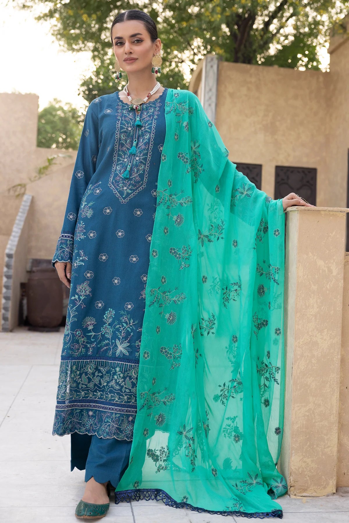 TA-11 EMBROIDERED KARANDI UNSTITCHED 3 PCs