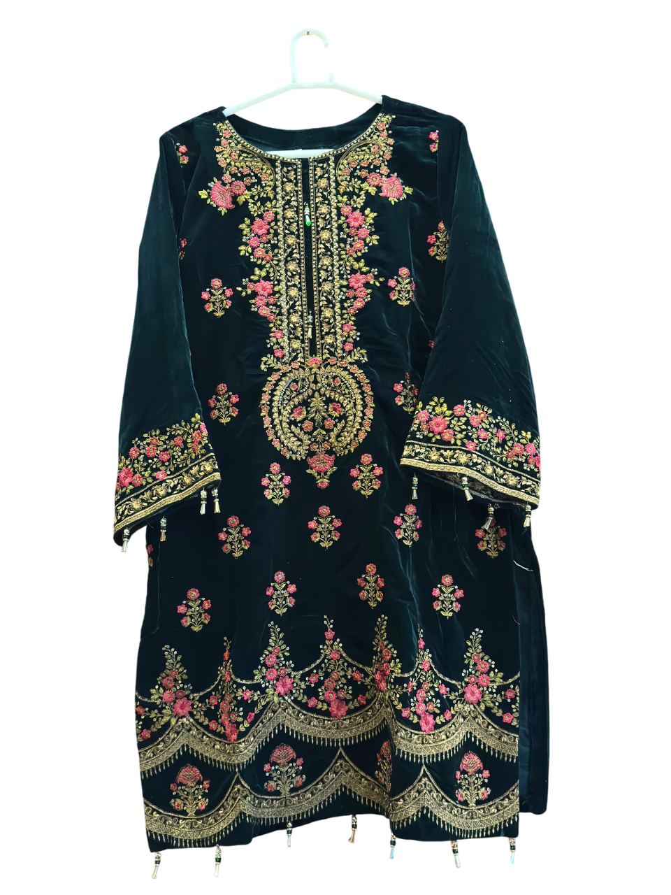 Velvet Embroidered Elegance Pret 1 PCs