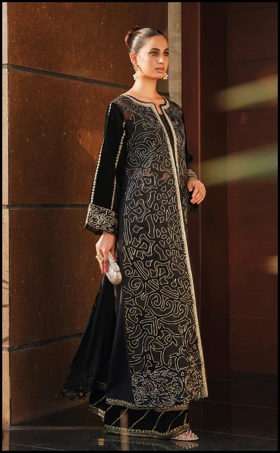 BLACK OAK VELVET EMBROIDERED PRET 2PCs