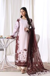 Model wearing Blush Burgundy chiffon pret from Buraqstore, stylish girls dress