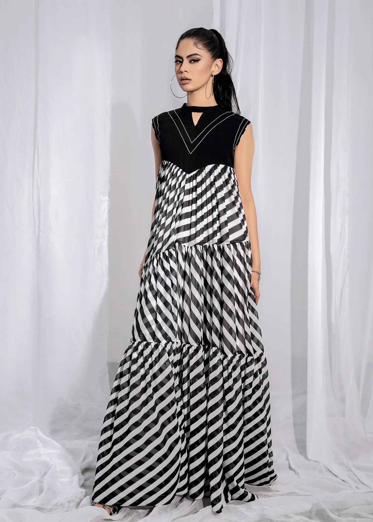 Strip Lining Flared Gown | B/W Striped Flare Gown