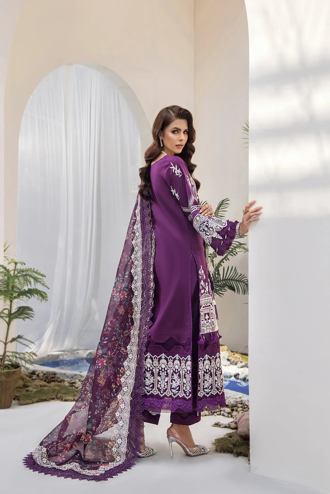 Violet Persona Lawn Unstitched 3 PCs